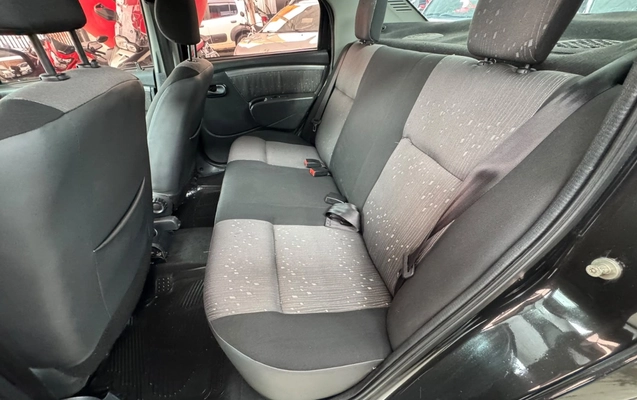 imagem-https://www.socarrao.com.br/sc-vehicle-images-prod/4323229/1791579660865-V2hhdHNBcHAgSW1hZ2UgMjAyNi0xMC0wOSBhdCAxNy40NC4zMyAoMSkuanBlZw.jpeg