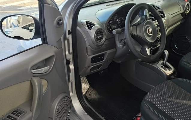 imagem-https://www.socarrao.com.br/sc-vehicle-images-prod/4323233/1791579743648-gb-f327fbb.jpeg