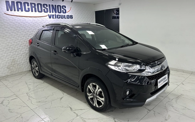 imagem-https://www.socarrao.com.br/sc-vehicle-images-prod/4323236/1791579785206-Zm90by0wMS5qcGc.jpg