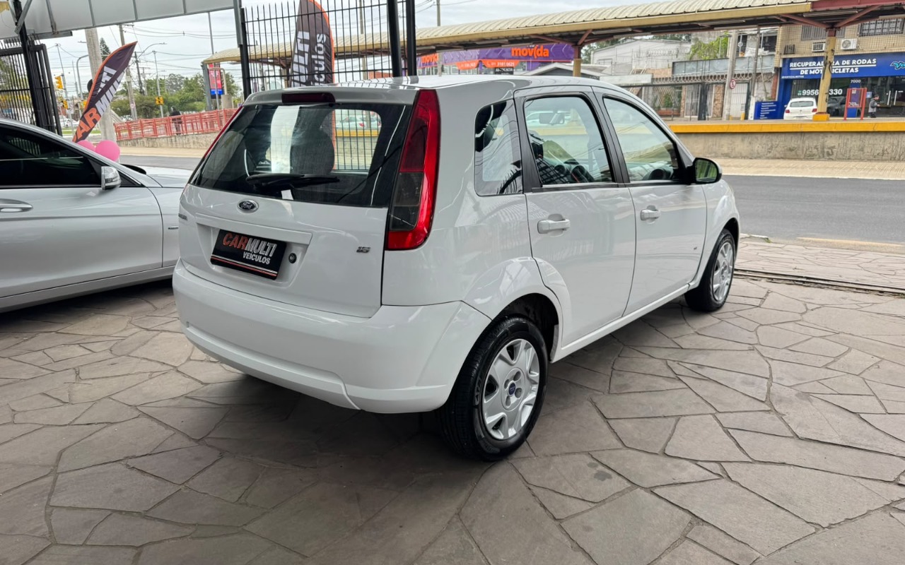 imagem-https://www.socarrao.com.br/sc-vehicle-images-prod/4323237/1791579775845-V2hhdHNBcHAgSW1hZ2UgMjAyNi0xMC0wOSBhdCAxNy40Ni4yNCAoMikuanBlZw.jpeg