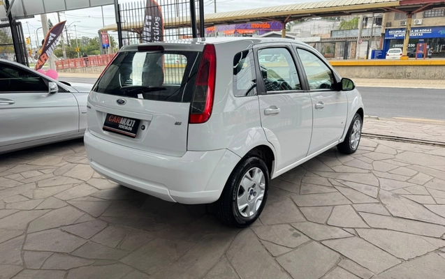 imagem-https://www.socarrao.com.br/sc-vehicle-images-prod/4323237/1791579775845-V2hhdHNBcHAgSW1hZ2UgMjAyNi0xMC0wOSBhdCAxNy40Ni4yNCAoMikuanBlZw.jpeg