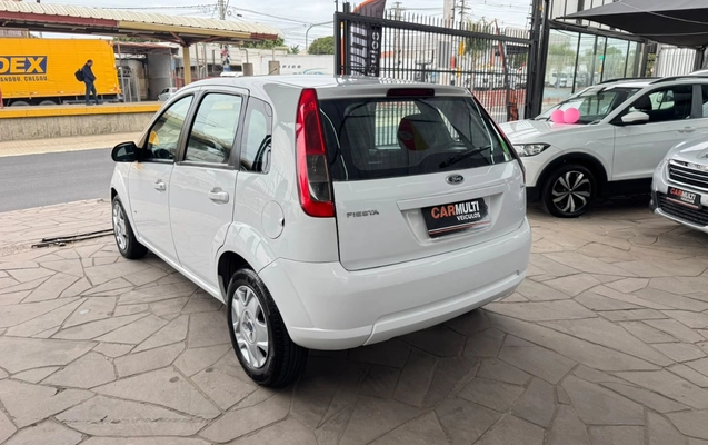 imagem-https://www.socarrao.com.br/sc-vehicle-images-prod/4323237/1791579776238-V2hhdHNBcHAgSW1hZ2UgMjAyNi0xMC0wOSBhdCAxNy40Ni4yNC5qcGVn.jpeg