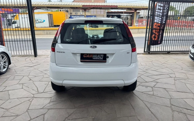 imagem-https://www.socarrao.com.br/sc-vehicle-images-prod/4323237/1791579776315-V2hhdHNBcHAgSW1hZ2UgMjAyNi0xMC0wOSBhdCAxNy40Ni4yNSAoMSkuanBlZw.jpeg