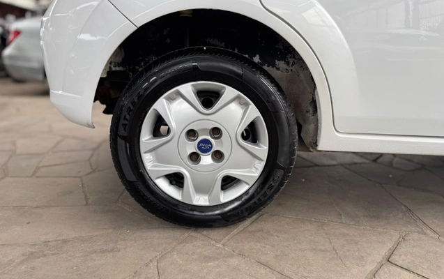 imagem-https://www.socarrao.com.br/sc-vehicle-images-prod/4323237/1791579776369-V2hhdHNBcHAgSW1hZ2UgMjAyNi0xMC0wOSBhdCAxNy40Ni4yNi5qcGVn.jpeg