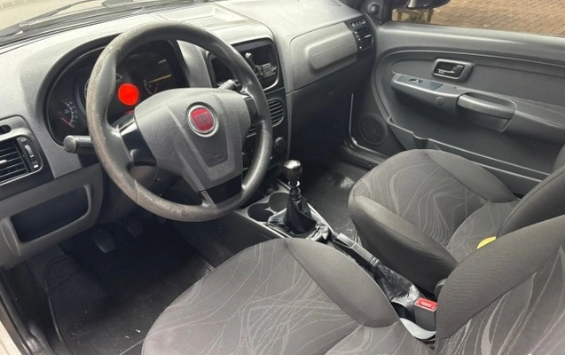 imagem-https://www.socarrao.com.br/sc-vehicle-images-prod/4323244/1791579968822-640_480_fiat-strada-1-4-cs-hard-working-20-20-23812d-2.jpg