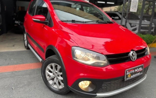 imagem-https://www.socarrao.com.br/sc-vehicle-images-prod/4323289/1791580113343-640_480_volkswagen-crossfox-i-motion-1-6-vht-total-flex-12-13-24fb55-12.jpg