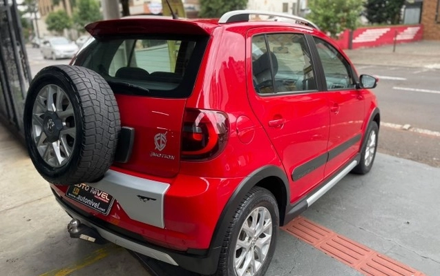 imagem-https://www.socarrao.com.br/sc-vehicle-images-prod/4323289/1791580113348-640_480_volkswagen-crossfox-i-motion-1-6-vht-total-flex-12-13-24fb55-9.jpg