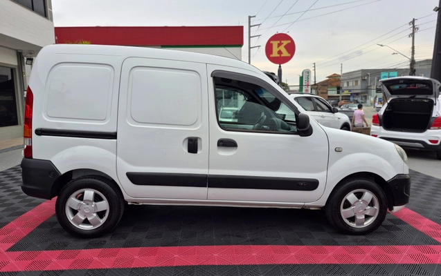 imagem-https://www.socarrao.com.br/sc-vehicle-images-prod/4323293/1791580117729-003_b11f6b1823760be6ddb2eac598bc5c57.jpg