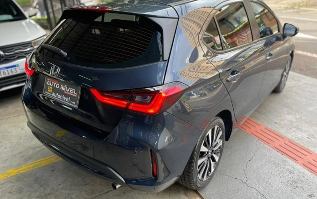 imagem-https://www.socarrao.com.br/sc-vehicle-images-prod/4323296/1791580143531-640_480_honda-city-1-5-exl-cvt-aut-25-25-050f53-8.jpg