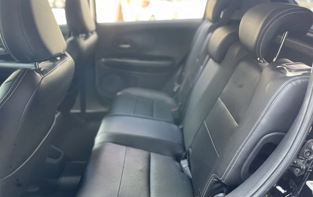 imagem-https://www.socarrao.com.br/sc-vehicle-images-prod/4323297/1791580143783-640_480_honda-hr-v-1-8-ex-cvt-20-20-d93ad2-26.jpg