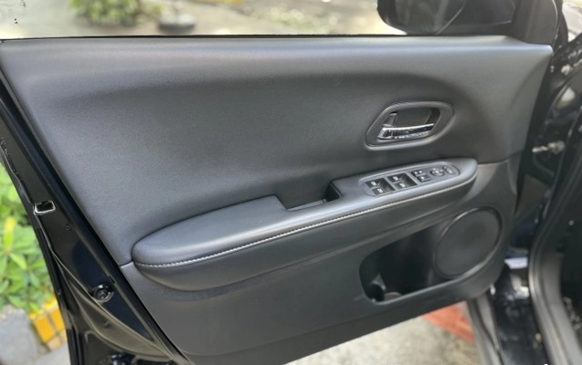 imagem-https://www.socarrao.com.br/sc-vehicle-images-prod/4323297/1791580143785-640_480_honda-hr-v-1-8-ex-cvt-20-20-d93ad2-27.jpg
