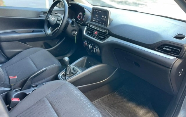 imagem-https://www.socarrao.com.br/sc-vehicle-images-prod/4323300/1791580173420-640_480_hyundai-hb20-1-0-comfort-25-26-cc38d3-5.jpg