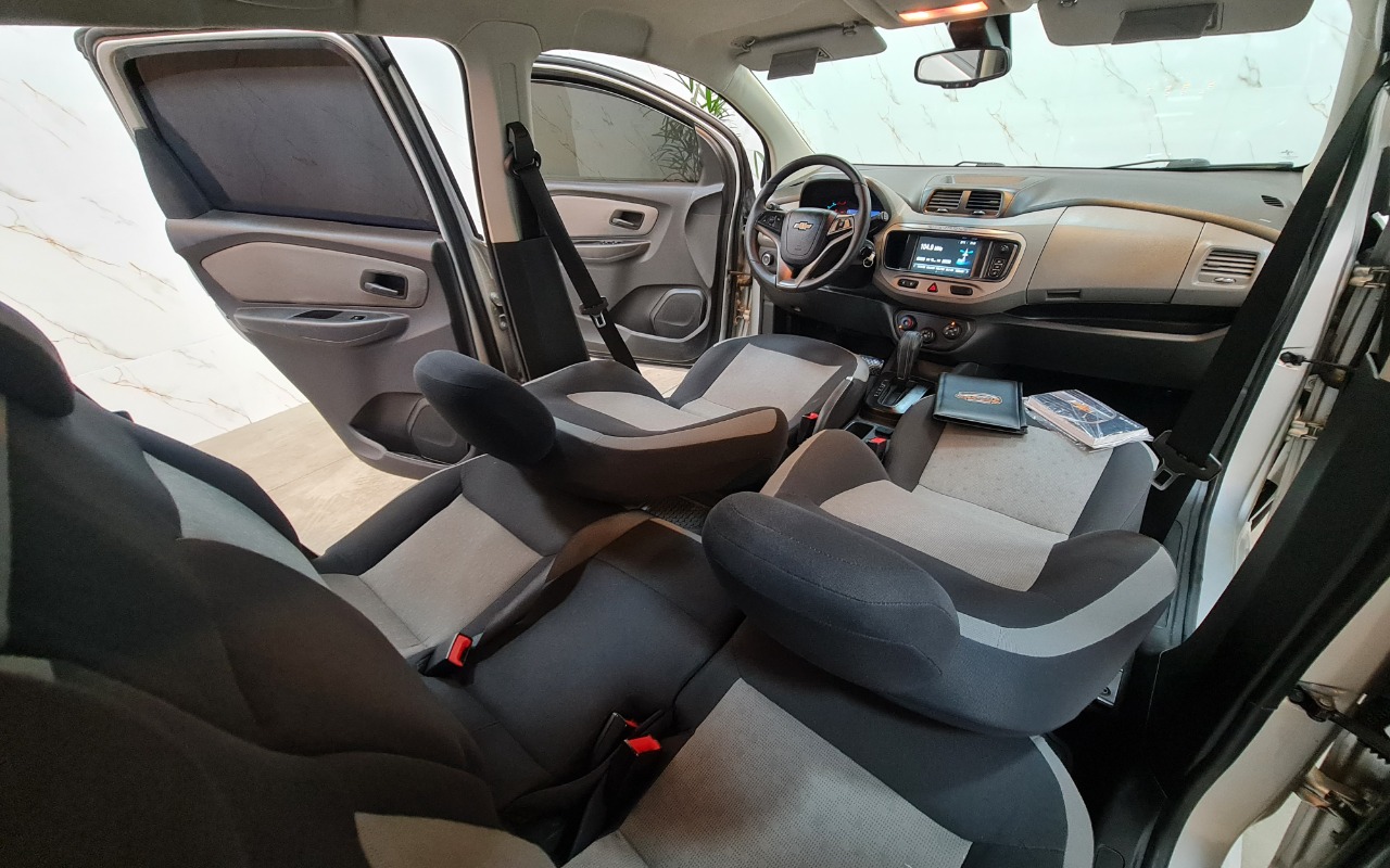 imagem-https://www.socarrao.com.br/sc-vehicle-images-prod/4323311/1791580259697-MjAyNjEwMDlfMTU1MDI0LmpwZw.jpg