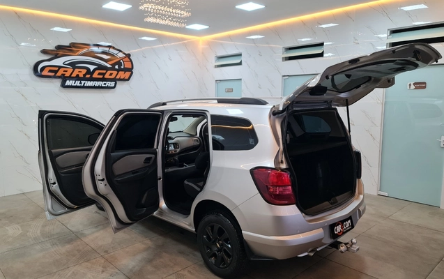 imagem-https://www.socarrao.com.br/sc-vehicle-images-prod/4323311/1791580260584-MjAyNjEwMDlfMTU0NjMzLmpwZw.jpg