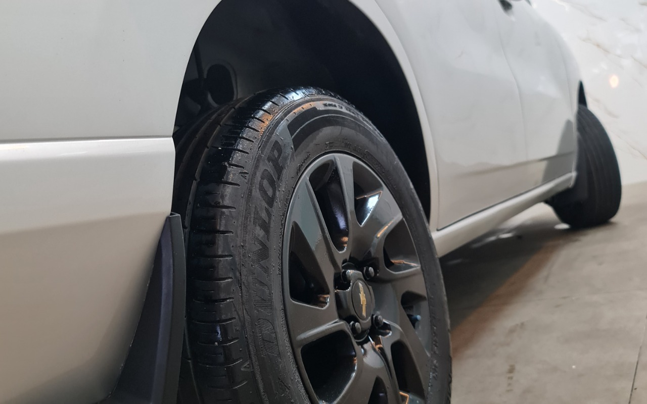 imagem-https://www.socarrao.com.br/sc-vehicle-images-prod/4323311/1791580261088-MjAyNjEwMDlfMTU1OTAwLmpwZw.jpg