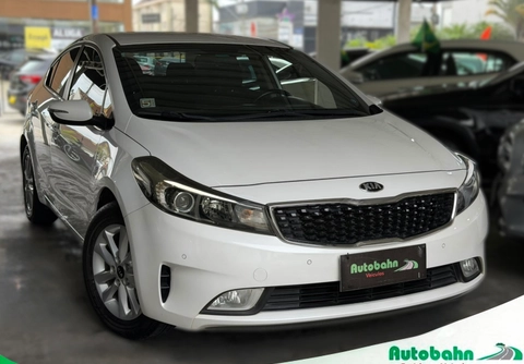 Kia Cerato SX 2.0 16V Flex Aut. 2018 Branco — foto 1 de 3