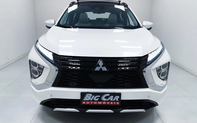 imagem-https://www.socarrao.com.br/sc-vehicle-images-prod/4323371/1791580621786-db91155126914a3dbe75970d35ca86c9_1791580587400.jpg