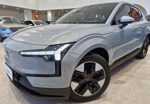 Volvo EX30 E40 Core (Elétrico) 2024 Cinza — foto 1 de 3