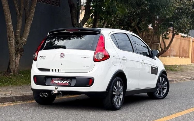 imagem-https://www.socarrao.com.br/sc-vehicle-images-prod/4323497/1791581922239-8561416_5_B_7d2185432c.jpeg