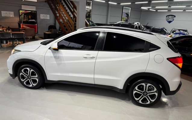 imagem-https://www.socarrao.com.br/sc-vehicle-images-prod/4323629/1791583126704-4_065142.jpg