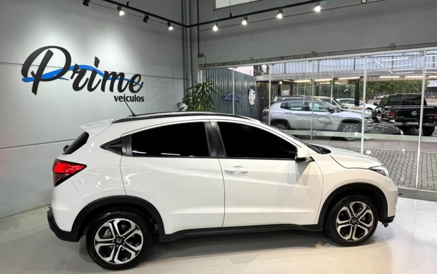 imagem-https://www.socarrao.com.br/sc-vehicle-images-prod/4323629/1791583126705-11_065142.jpg