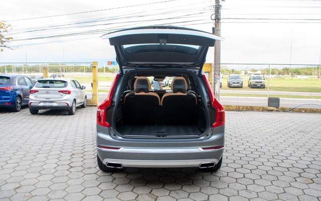 imagem-https://www.socarrao.com.br/sc-vehicle-images-prod/4323812/1791584805337-95c7cc190f9147b89efaef176f8eb74f_1790002730182.jpg