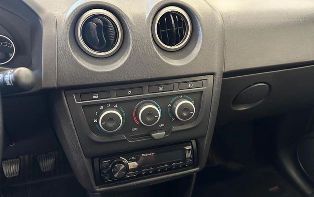 imagem-https://www.socarrao.com.br/sc-vehicle-images-prod/4323818/1791586512476-8561526_6_B_883a5d9492.jpeg