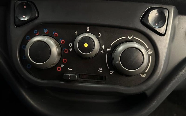 imagem-https://www.socarrao.com.br/sc-vehicle-images-prod/4323902/1791586524028-8559964_12_B_c1cb310a56.jpeg