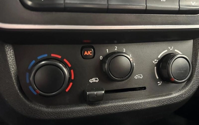imagem-https://www.socarrao.com.br/sc-vehicle-images-prod/4323918/1791586530055-8561541_11_B_3b9ae7386b.jpeg