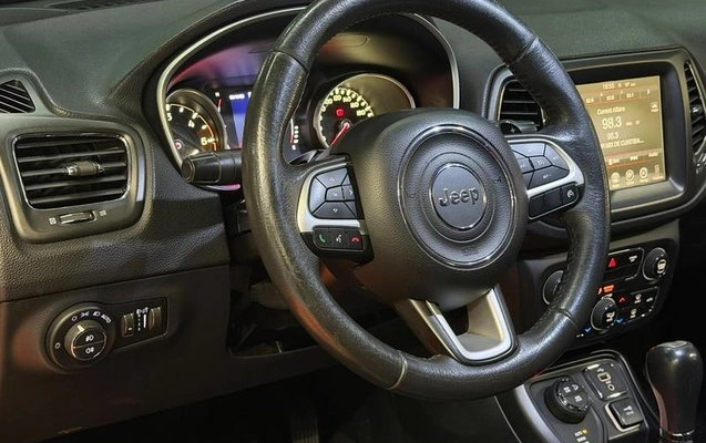 imagem-https://www.socarrao.com.br/sc-vehicle-images-prod/4323919/1791586058452-8547307_8_B_4fe1679fea.jpeg