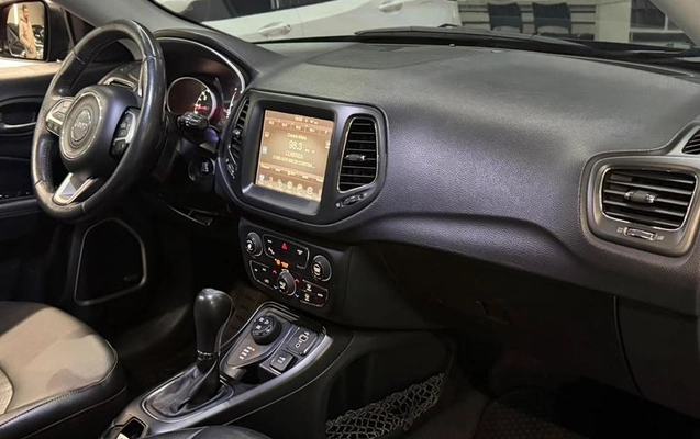 imagem-https://www.socarrao.com.br/sc-vehicle-images-prod/4323919/1791586058456-8547307_3_B_95e4a4bb92.jpeg