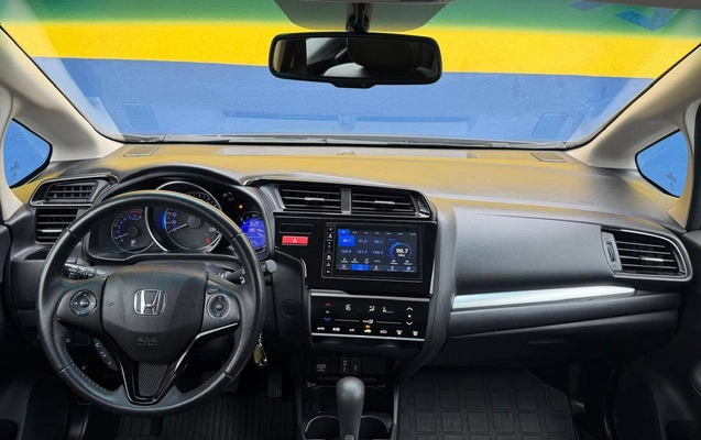 imagem-https://www.socarrao.com.br/sc-vehicle-images-prod/4323920/1791598684434-c4470756fbc24ddeb4ac3d7862ed1db9_1791585287859.jpg