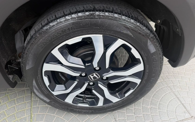 imagem-https://www.socarrao.com.br/sc-vehicle-images-prod/4323920/1791598684438-703b5cd05fff4cf88ee83ca8ca954212_1791585287870.jpg
