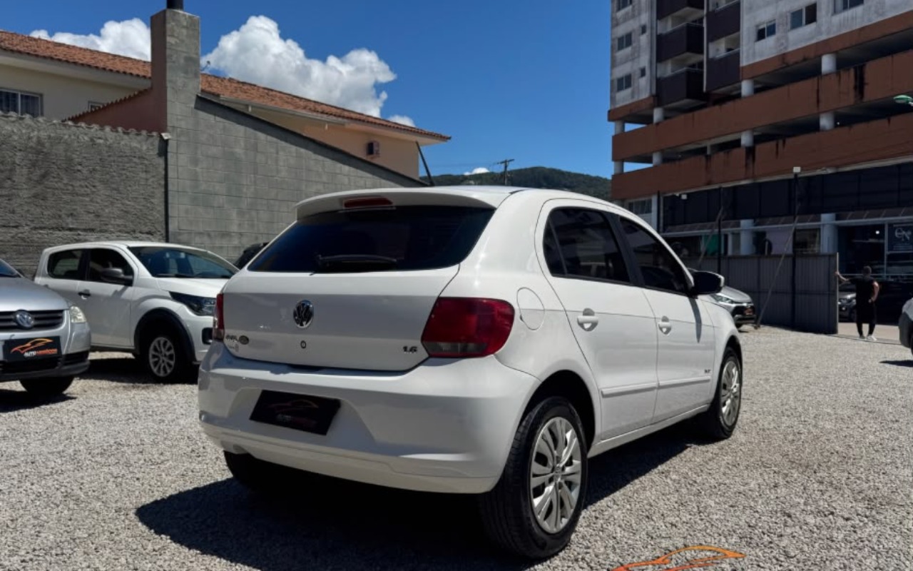 imagem-https://www.socarrao.com.br/sc-vehicle-images-prod/4324186/1791588990032-NC5qcGVn.jpeg