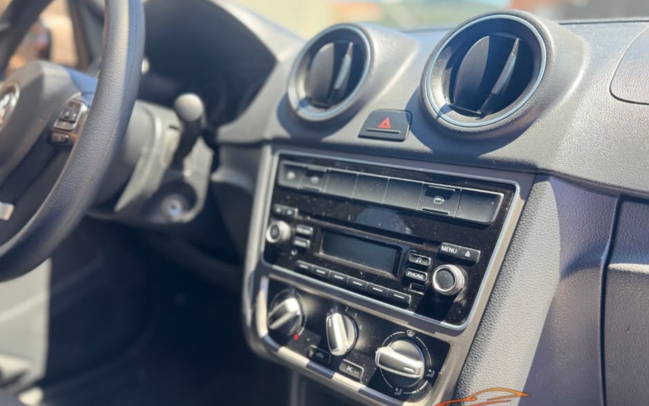 imagem-https://www.socarrao.com.br/sc-vehicle-images-prod/4324186/1791588990633-MTQuanBlZw.jpeg
