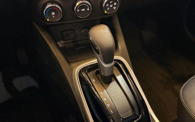 imagem-https://www.socarrao.com.br/sc-vehicle-images-prod/4324753/1791594430030-8558681_0_B_c7b4d00b56.jpeg