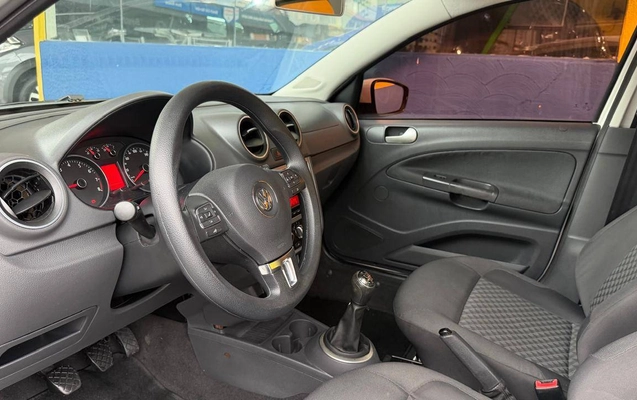 imagem-https://www.socarrao.com.br/sc-vehicle-images-prod/4324922/1791597259650-0784d37db9f5427db665cc351fb71882_1791596177518.jpg