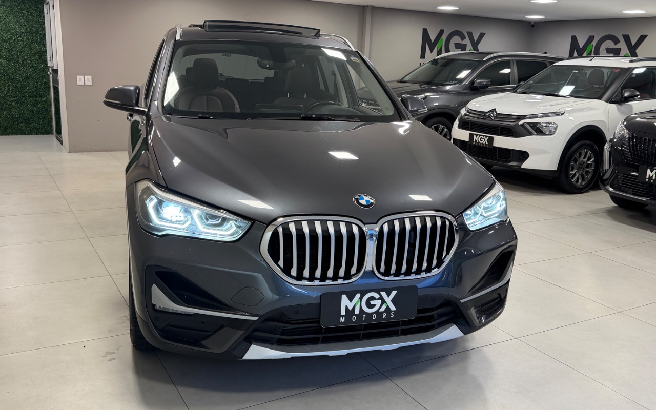 imagem-https://www.socarrao.com.br/sc-vehicle-images-prod/4324995/1791596915749-SU1HXzEzMTAuanBlZw.jpeg