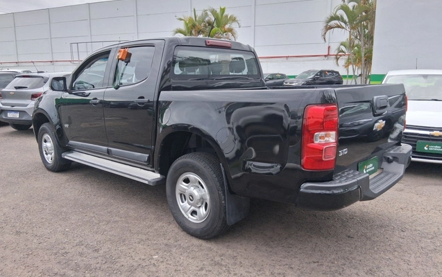 imagem-https://www.socarrao.com.br/sc-vehicle-images-prod/4325476/1791602027105-1_052433.jpg