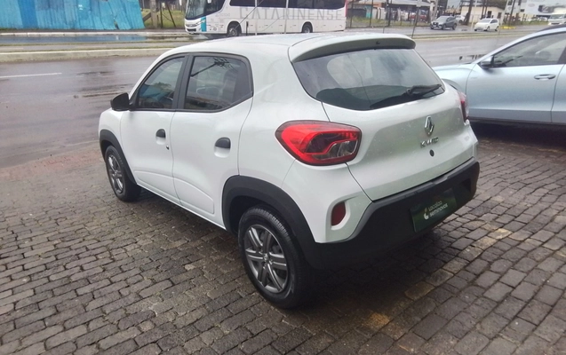 imagem-https://www.socarrao.com.br/sc-vehicle-images-prod/4326557/1791606312881-2_041611.jpg
