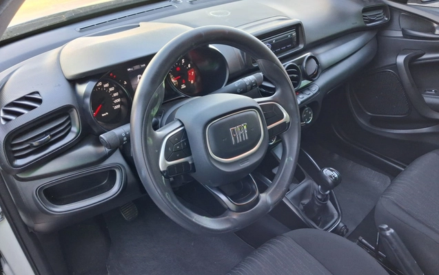 imagem-https://www.socarrao.com.br/sc-vehicle-images-prod/4326560/1791606318126-1_022723.jpg