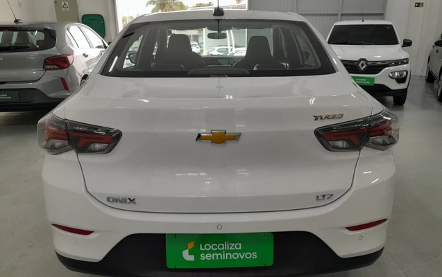 imagem-https://www.socarrao.com.br/sc-vehicle-images-prod/4326754/1791606877316-2_024941.jpg