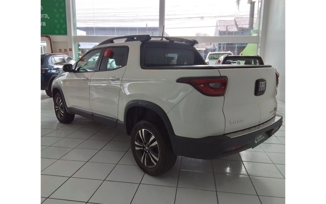 imagem-https://www.socarrao.com.br/sc-vehicle-images-prod/4327171/1791608447403-1_091614.jpg