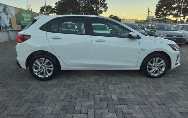 imagem-https://www.socarrao.com.br/sc-vehicle-images-prod/4327322/1791608839702-1_031658.jpg