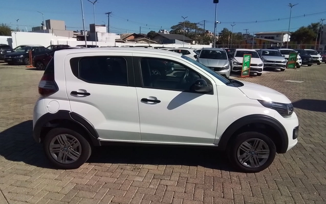 imagem-https://www.socarrao.com.br/sc-vehicle-images-prod/4328221/1791612123498-1_091712.jpg