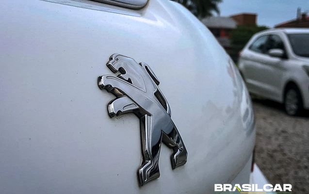 imagem-https://www.socarrao.com.br/sc-vehicle-images-prod/4328380/1791629911222-003_5ad58b341356823a7440d4a4f10a8ebe.jpg