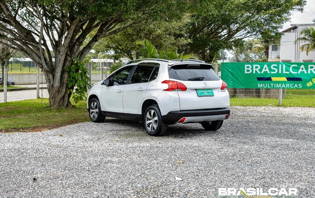imagem-https://www.socarrao.com.br/sc-vehicle-images-prod/4328381/1791630222744-003_1ca47a3d4813e50f6c75cd306d25dc55.jpg