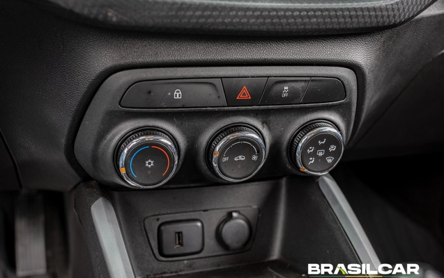 imagem-https://www.socarrao.com.br/sc-vehicle-images-prod/4328399/1791632802346-003_1b4207f3d6ef1b5a7a55182f3f385cd0.jpg