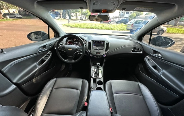 imagem-https://www.socarrao.com.br/sc-vehicle-images-prod/4328406/1791633222725-7_051632.jpg