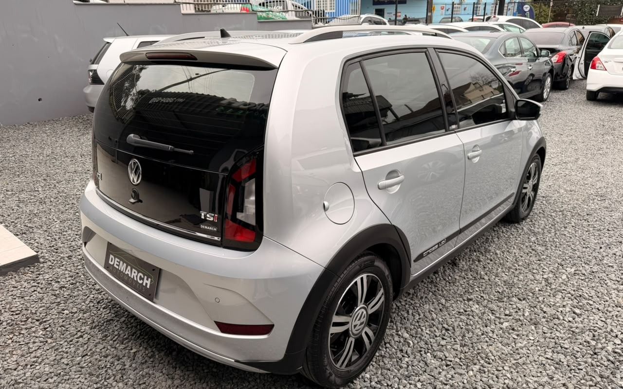 imagem-https://www.socarrao.com.br/sc-vehicle-images-prod/4328408/1791633405174-V2hhdHNBcHAgSW1hZ2UgMjAyNi0xMC0wOCBhdCAxNy4zMi40MSAoMSkuanBlZw.jpeg
